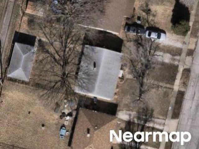 House for sale in East Saint Louis, Illinois