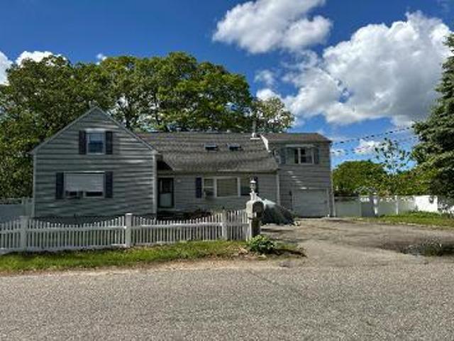 House for sale in Centereach, New York
