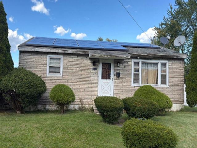 House for sale in Van Allen Park, City of Rensselaer