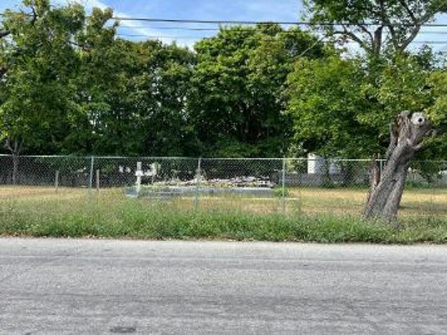 Land for sale in Babylon, New York