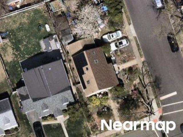 House for sale in Elmwood Park, New Jersey