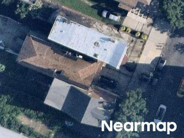 House for sale in The Bronx, Arverne