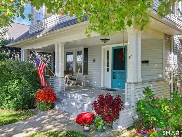 House for sale in President's Row, Danbury