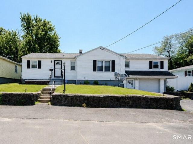 House for sale in Waterbury, Connecticut