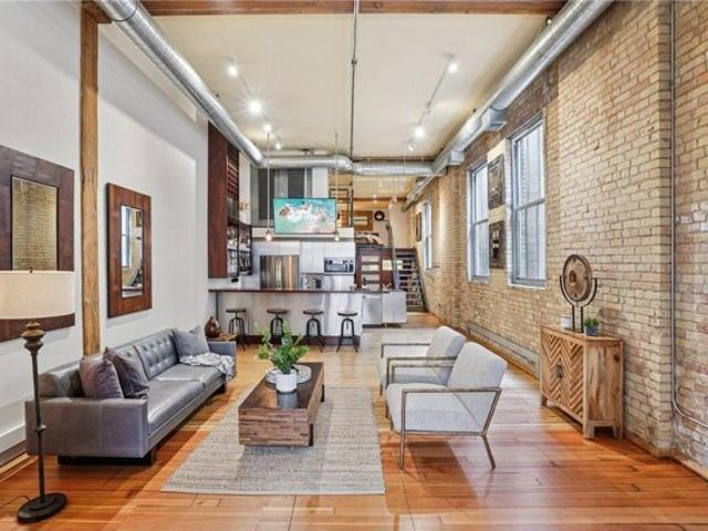 Condo for sale in Powderhorn, Minnesota