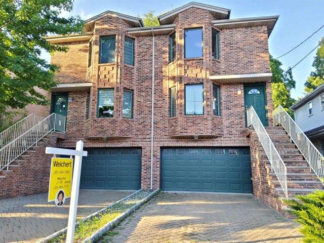 House for sale in Cliffside Park, New Jersey
