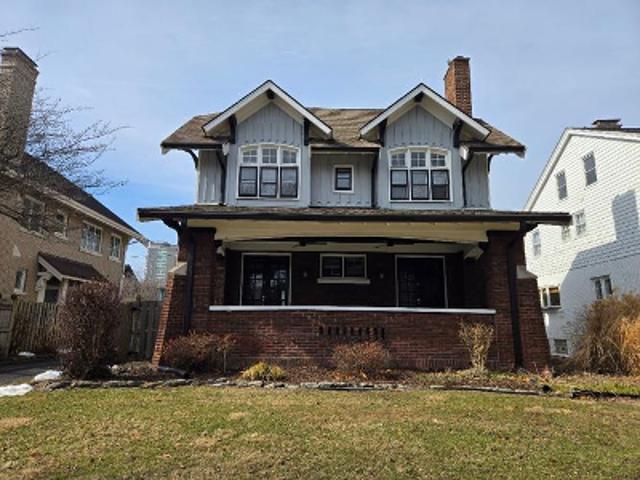 House for sale in Meridian Kessler, Indianapolis