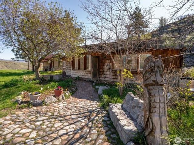 House for sale in Chelan