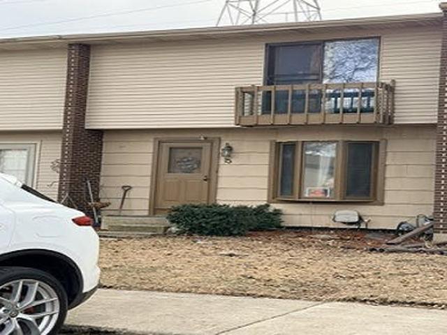 Condo for sale in Plainfield, Illinois