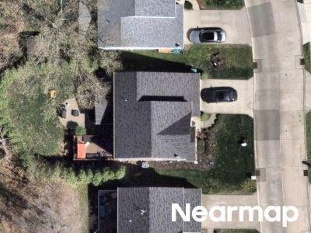House for sale in Woods of Richmond, Richmond Heights