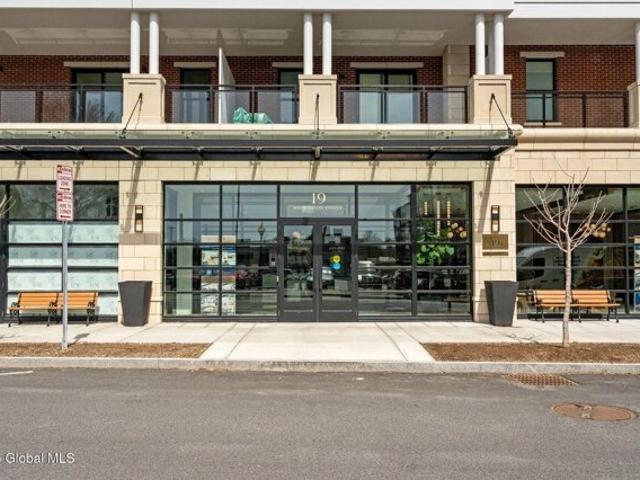 Condo for sale in Saratoga Springs