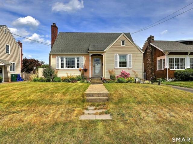 House for sale in Stratford, Connecticut