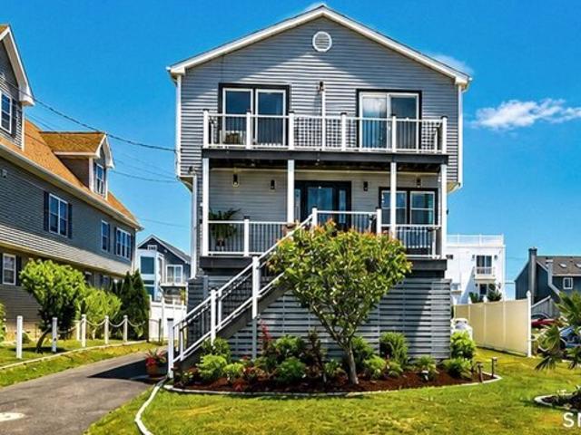 House for sale in Stratford, Connecticut