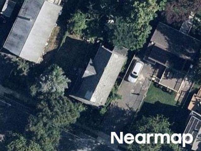 House for sale in Teaneck, New Jersey