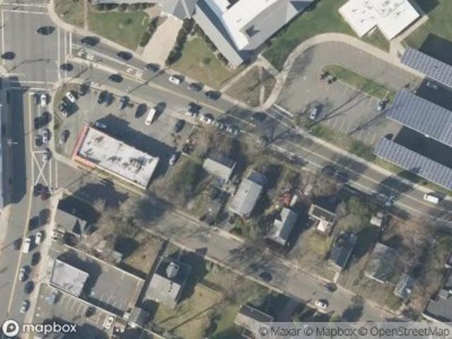House for sale in Teaneck, New Jersey