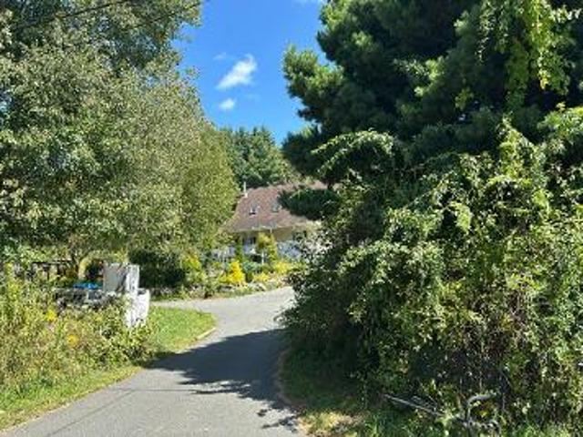 House for sale in Hampden, Massachusetts