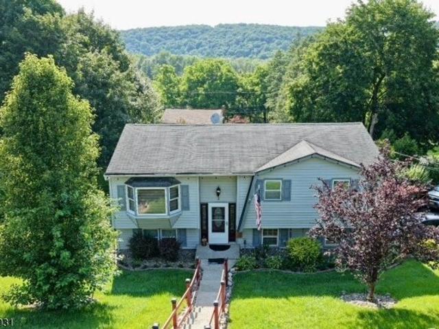 House for sale in Ogdensburg, New Jersey