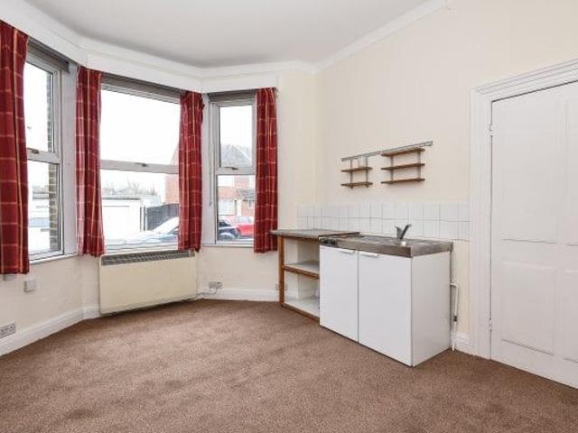 Studio for rent in South Woodford, Greater London