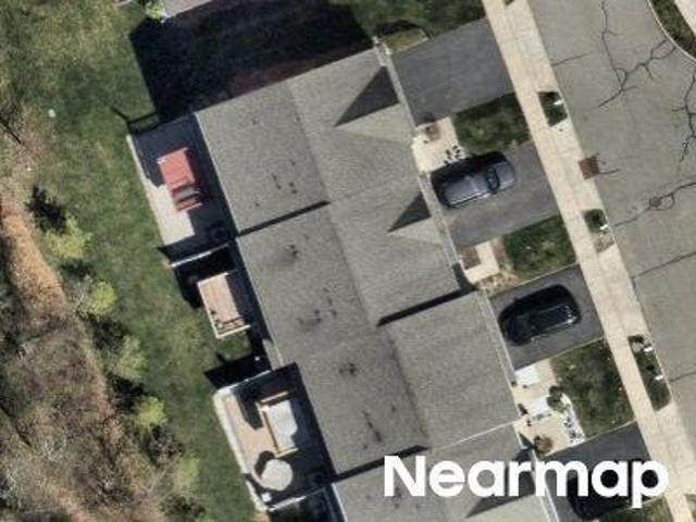 Property for sale in Washington Square, Washington