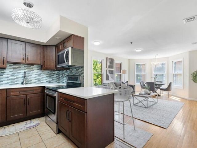 Condo for sale in Hudson, New Jersey