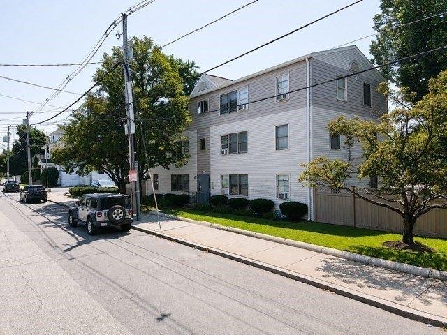 Condo for sale in Medford, Massachusetts
