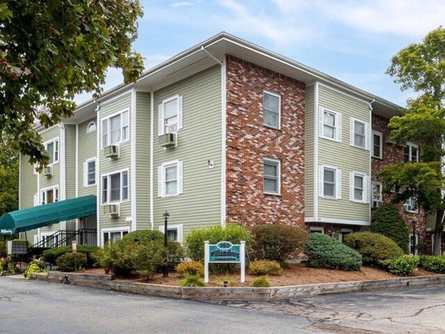 Condo for sale in Norwood, Norfolk County