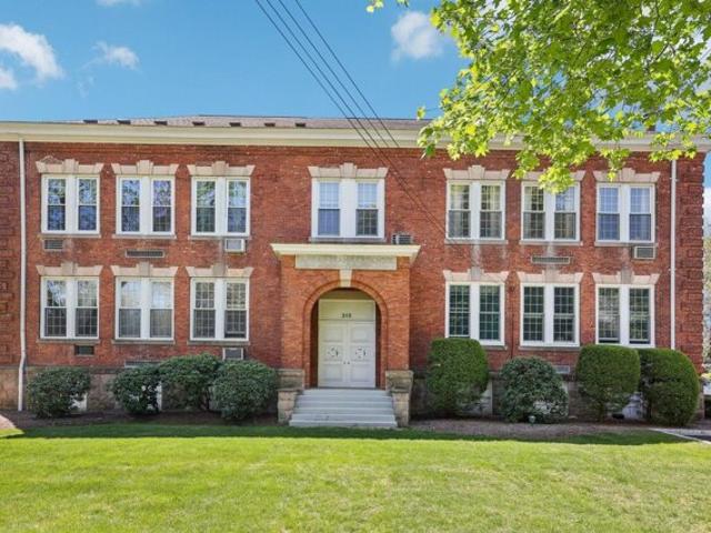 Condo for sale in Tappan