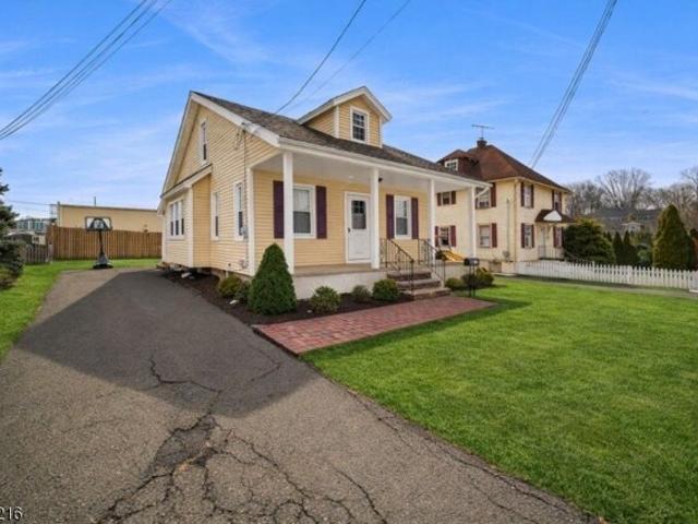 House for sale in Berkeley Heights, New Jersey