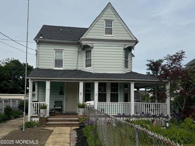 House for sale in Long Branch