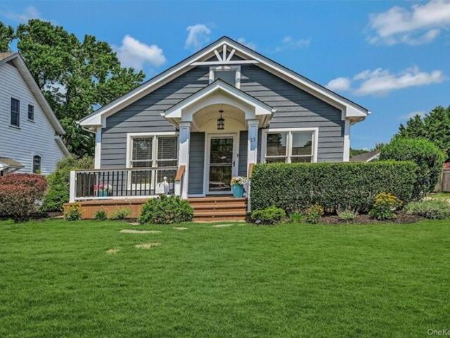 House for sale in Sayville