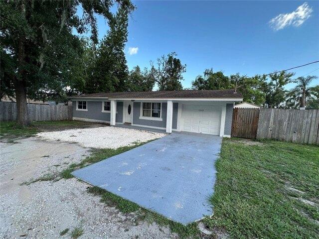 House for sale in Seffner