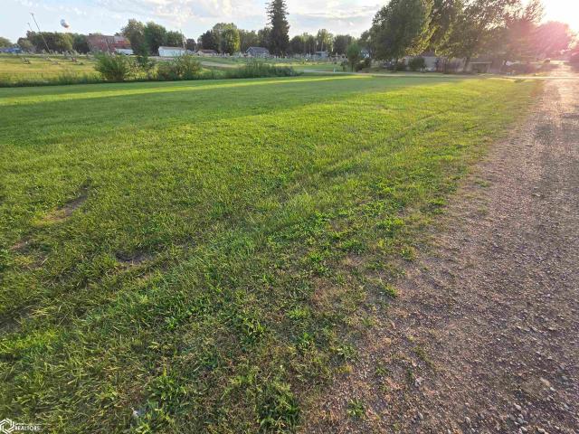 Land for sale in Batavia, Iowa
