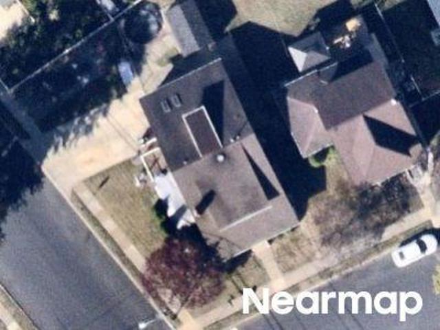 House for sale in Audubon