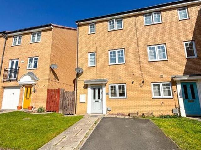 House for sale in Washington, Sunderland