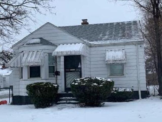 House for sale in Harper Woods, Michigan