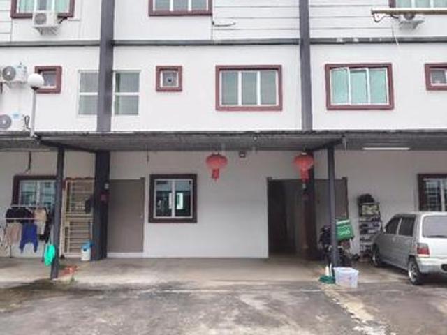 Townhouse for sale in Samarahan, Kota Samarahan