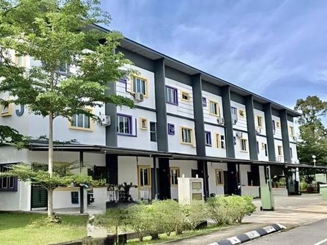 Townhouse for sale in Serian, Serian Bazaar