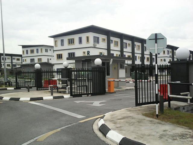 Townhouse for sale in Kuching, Bahagian Kuching