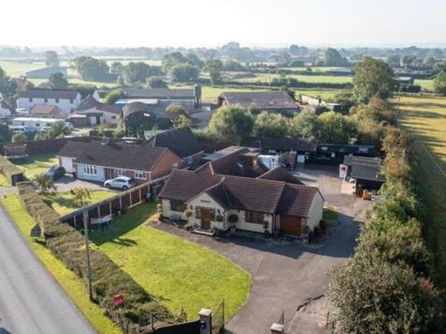 House for sale in Highbridge, Somerset