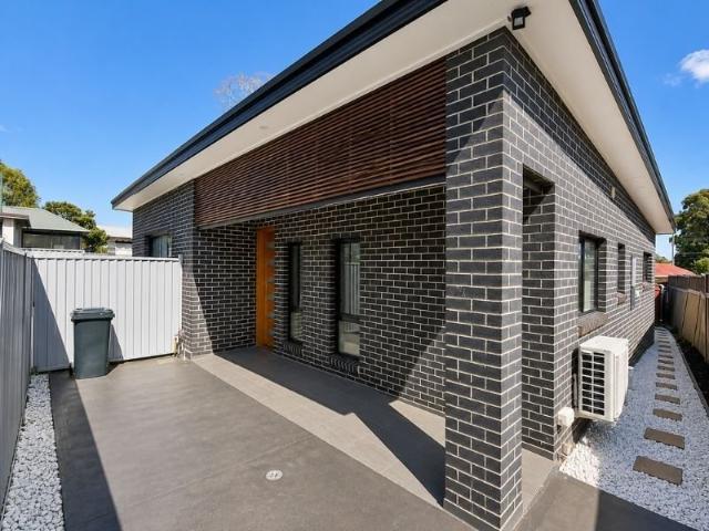 House for rent in Smithfield, Sydney