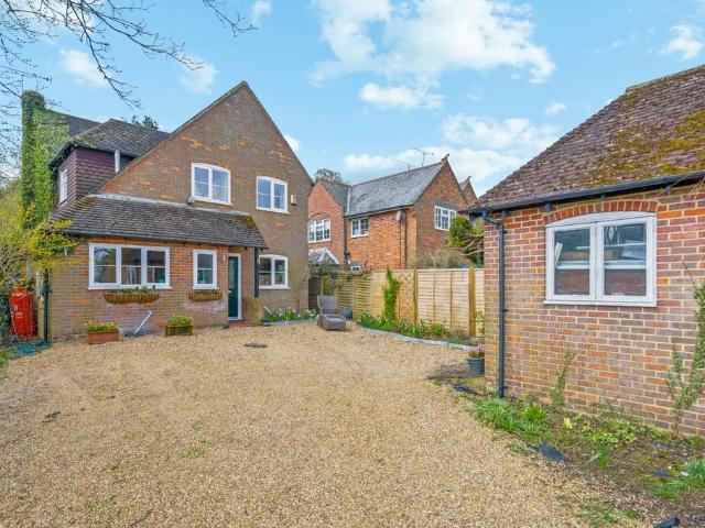 House for rent in Stokenchurch, Buckinghamshire