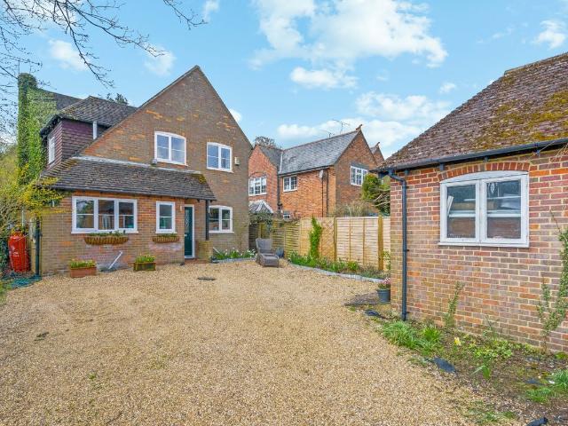 House for rent in Stokenchurch, Buckinghamshire