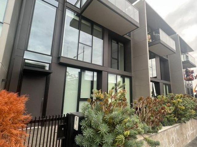 Townhouse for rent in Camerons Creek, Victoria