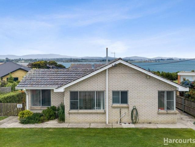 House for sale in George Town