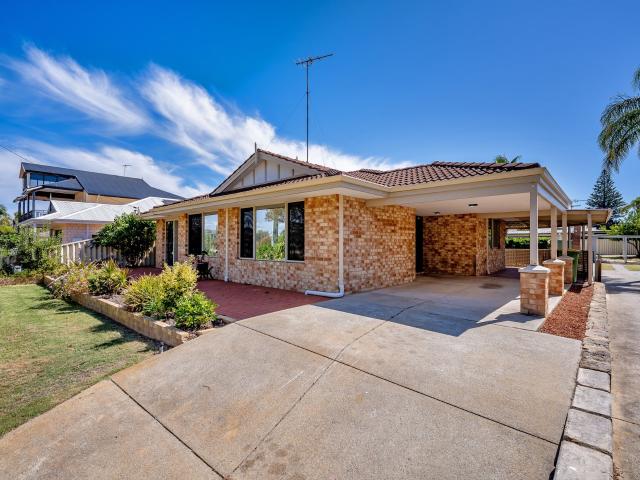 House for rent in Falcon, City of Mandurah