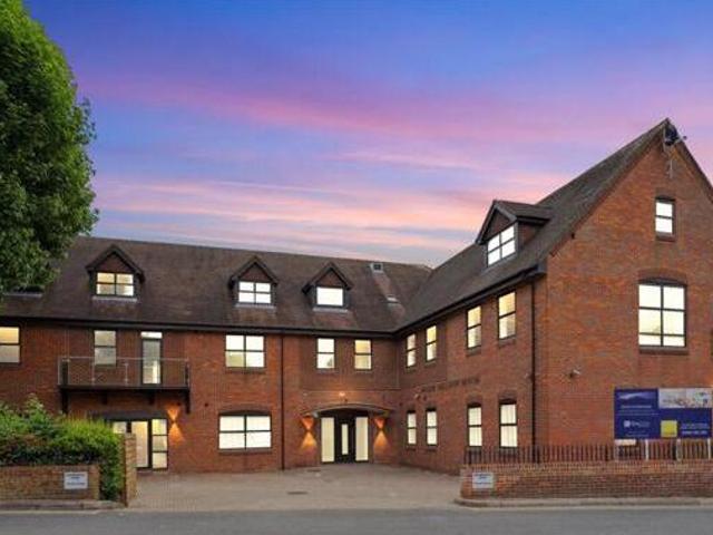House for sale in Chesham and Villages Community Board, Chesham