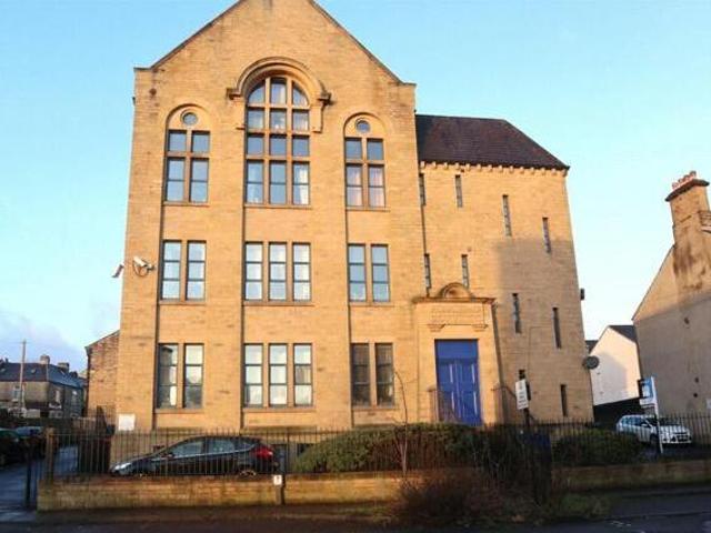 House for sale in Highfields, Huddersfield