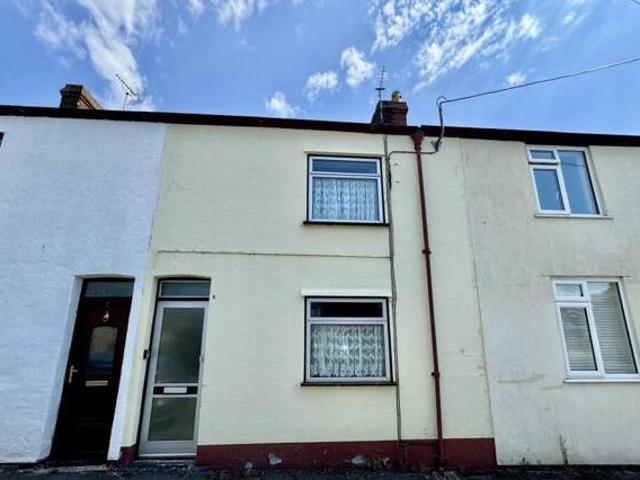 House for sale in Mold