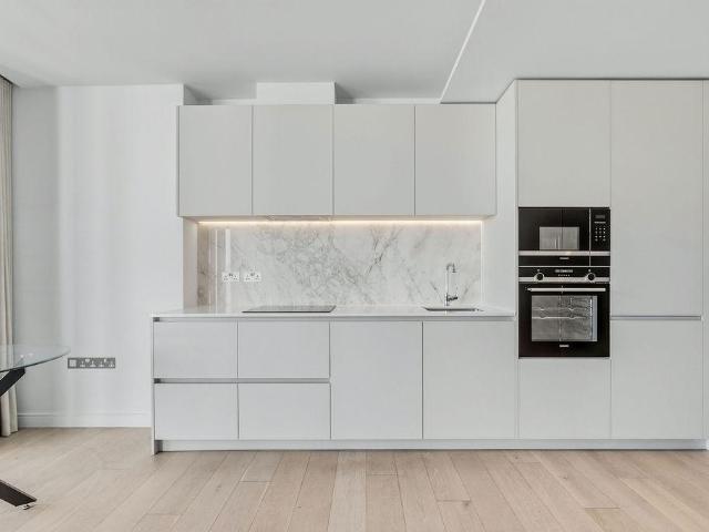 House for rent in Canary Wharf, Greater London