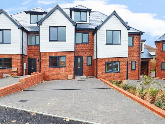 House for rent in Mill Hill, Ash